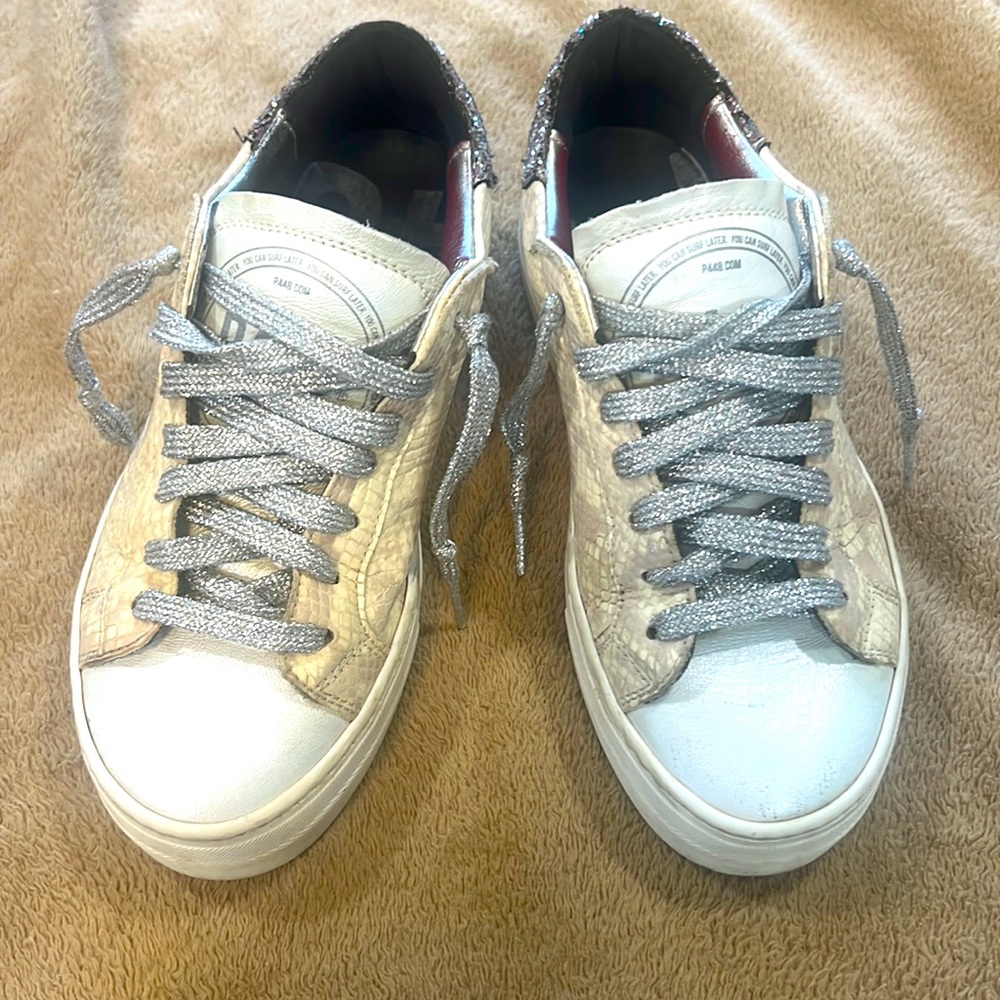 P448 Womens shoes size 36